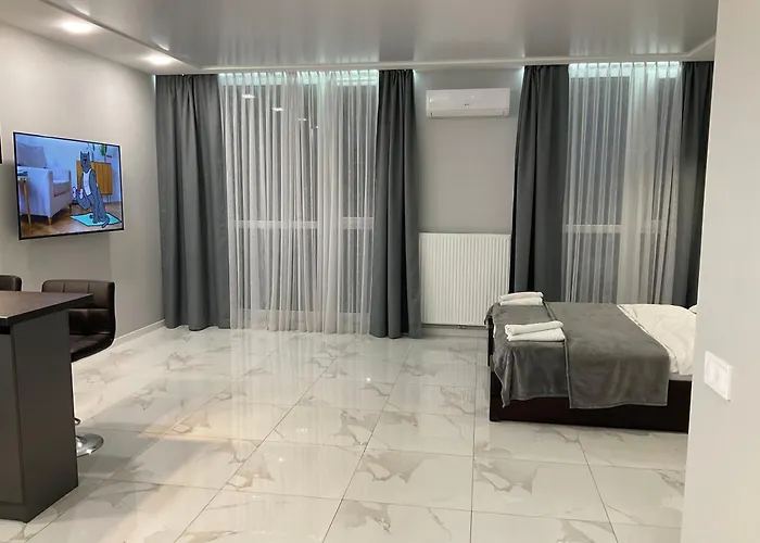 Vip Avalon * 利沃夫